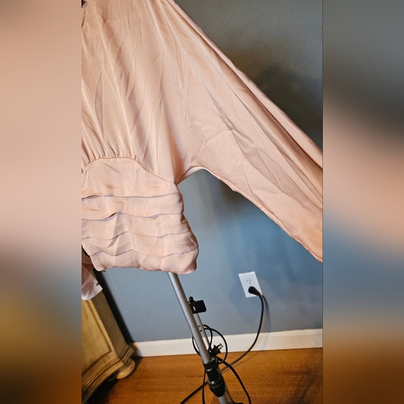 EXPRESS, Small, Pink Blouse - Picture 5 of 6